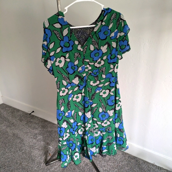 Cute green floral dress size large - Picture 1 of 1